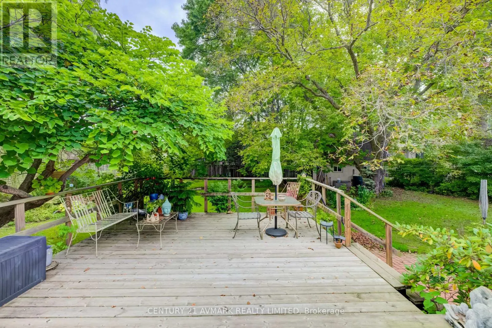 803 FOSS ROAD