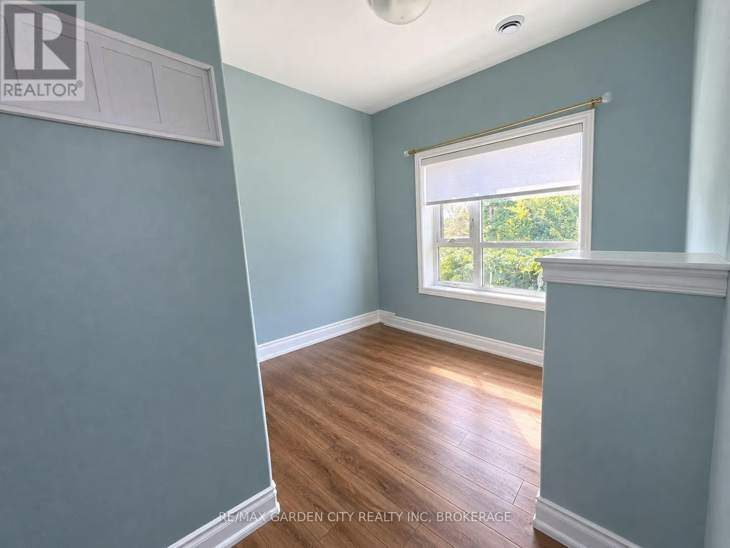 304 - 529 SOUTH PELHAM ROAD #304