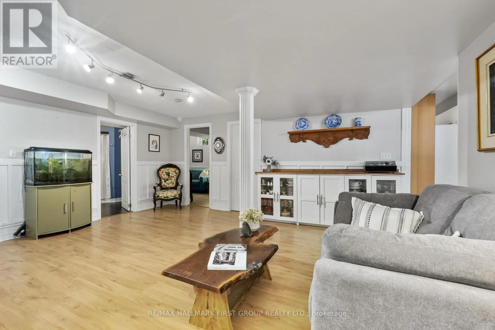 23 HUFFMAN AVENUE