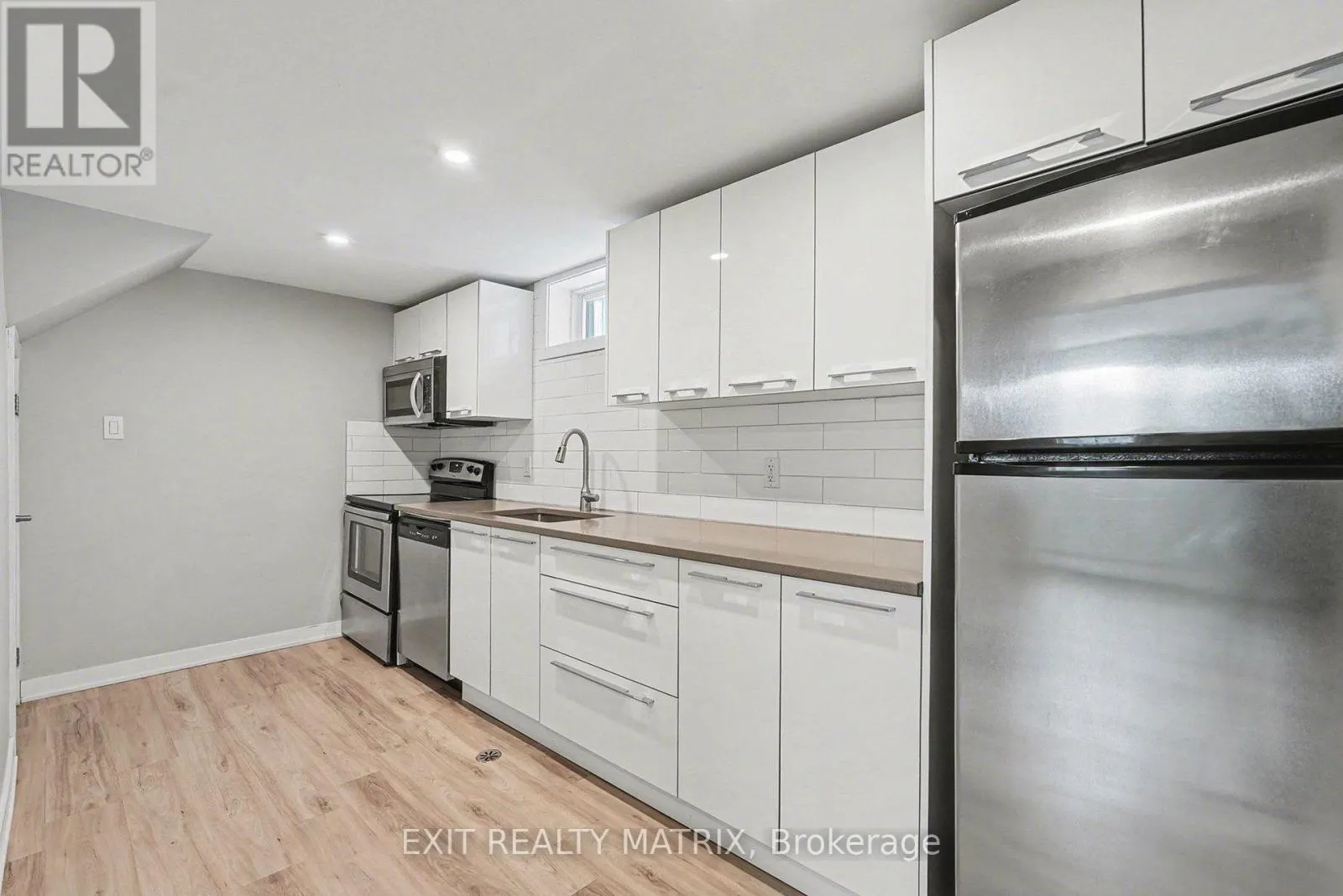 91 SHELDRAKE DRIVE