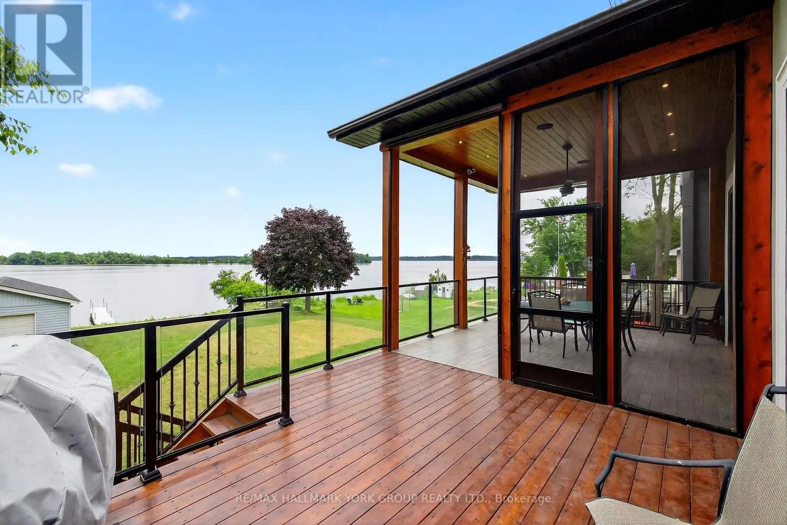 10 GRILLS ROAD