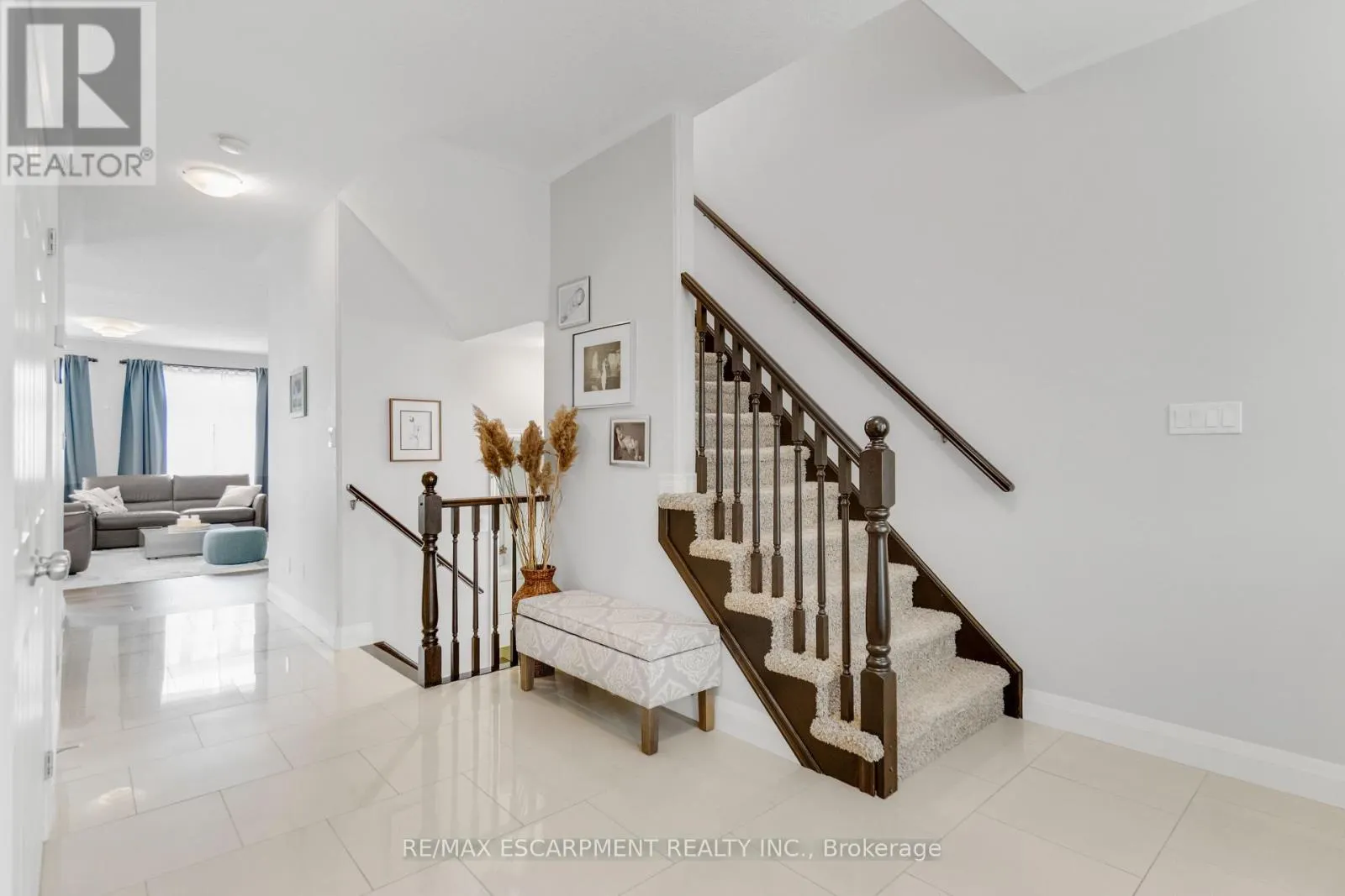 83 FRANKFURT STREET