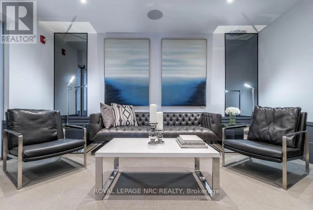 412 - 10 CONCORD PLACE #412