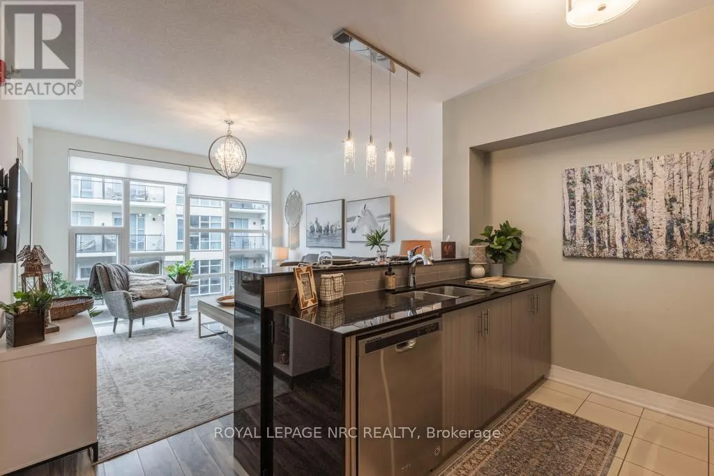 412 - 10 CONCORD PLACE #412