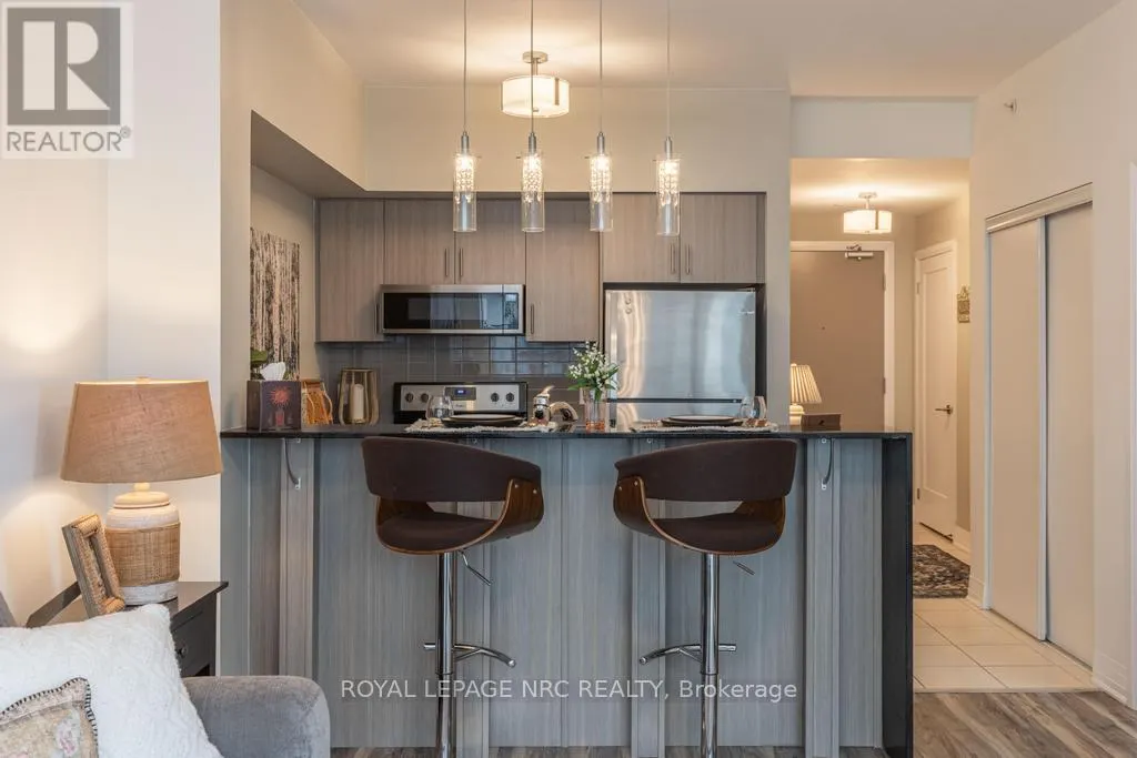 412 - 10 CONCORD PLACE #412