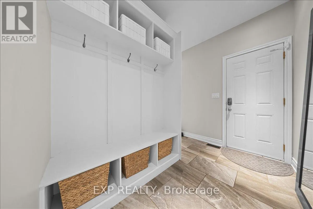72 DARCYS WAY