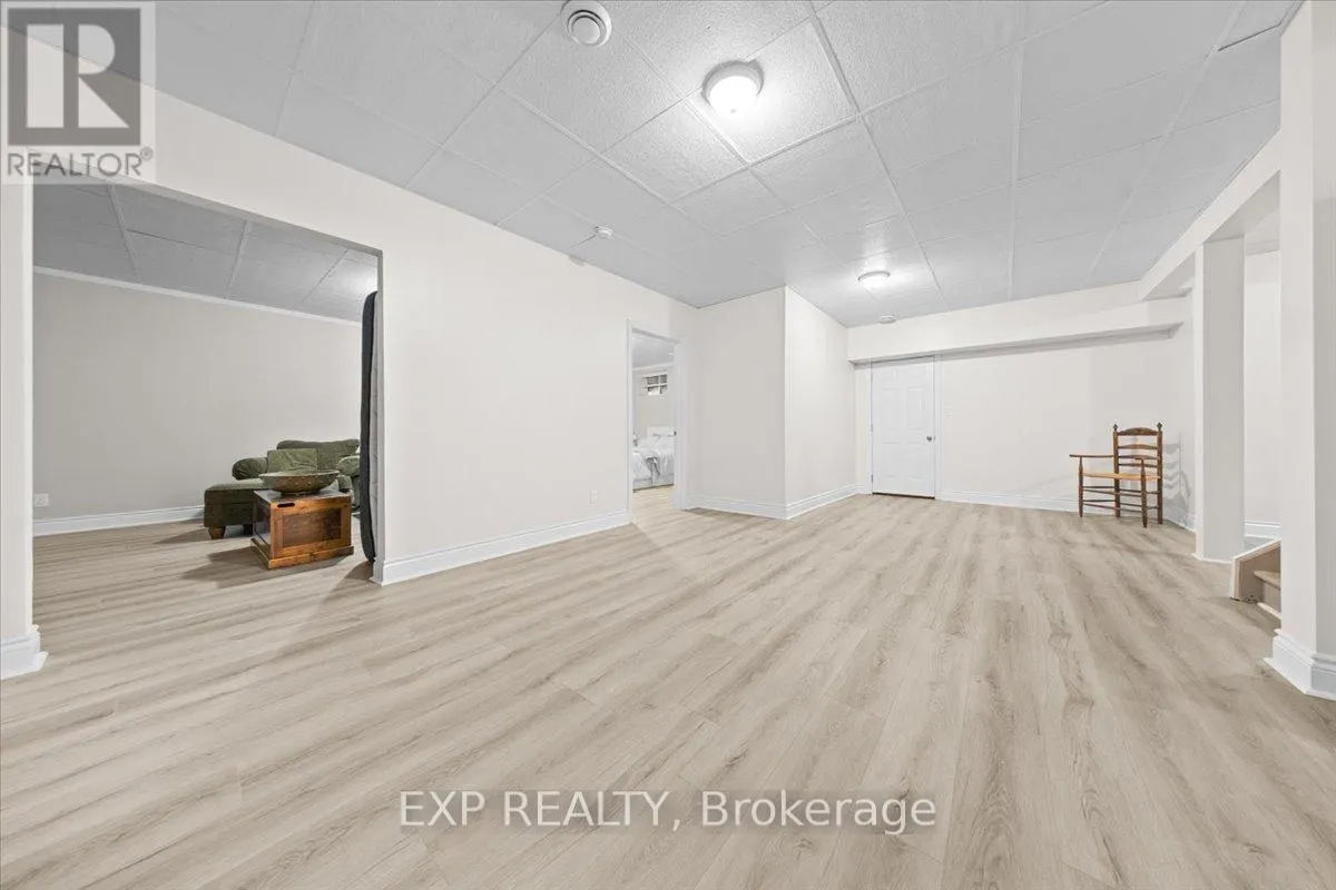 72 DARCYS WAY