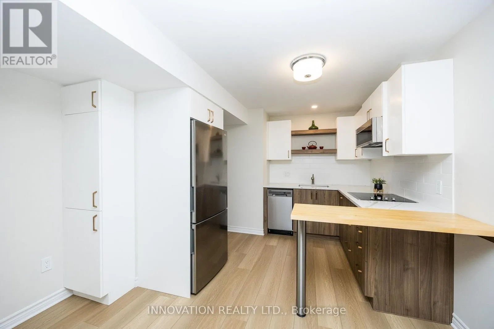 60 KAYENTA STREET