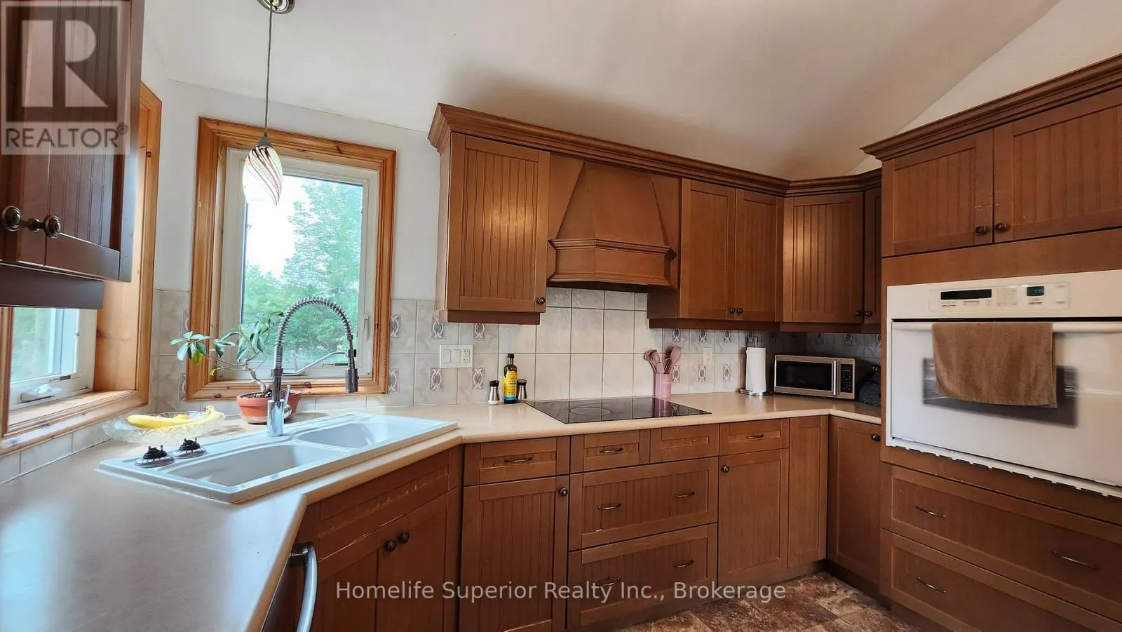 32 WILDROSE CIRCLE