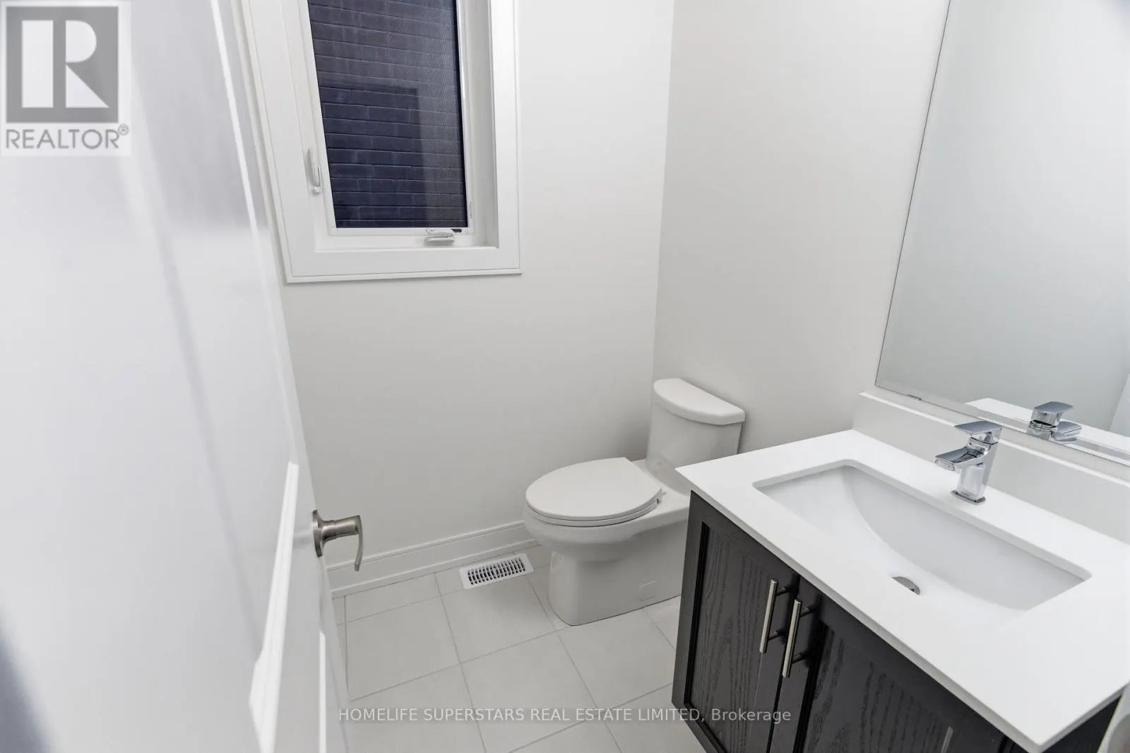 25 MUNDELL ROAD