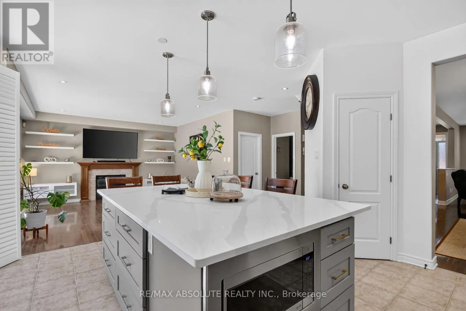 157 BUFFLEHEAD WAY W