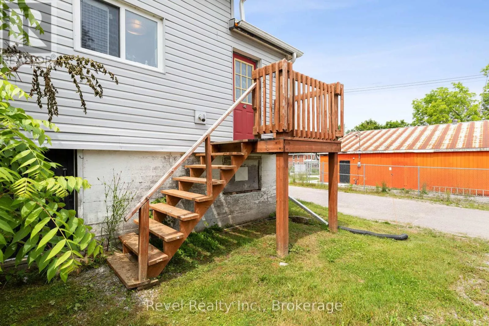 1718 KIRKFIELD ROAD