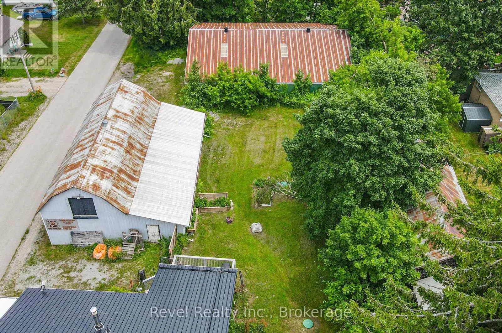1718 KIRKFIELD ROAD