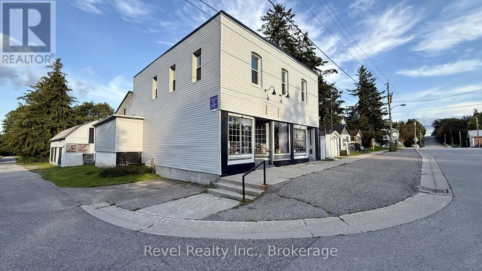 1718 KIRKFIELD ROAD