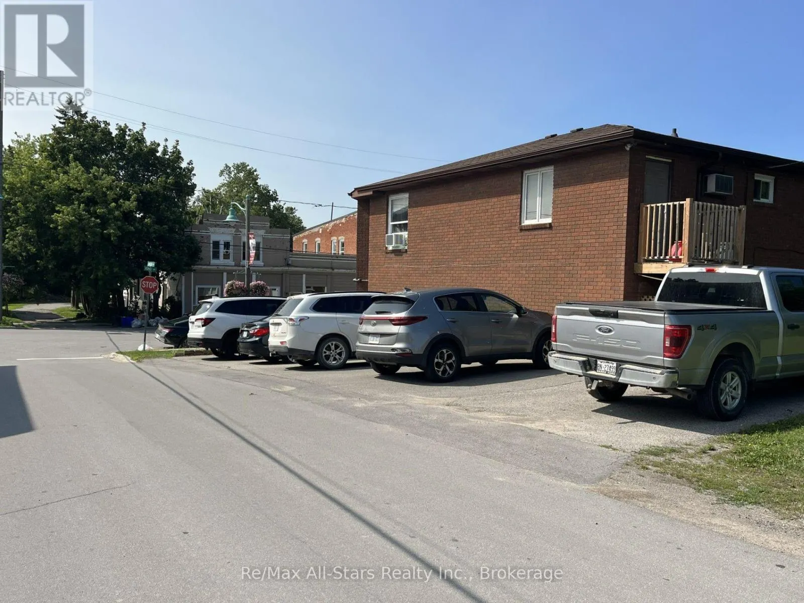 82 KING STREET