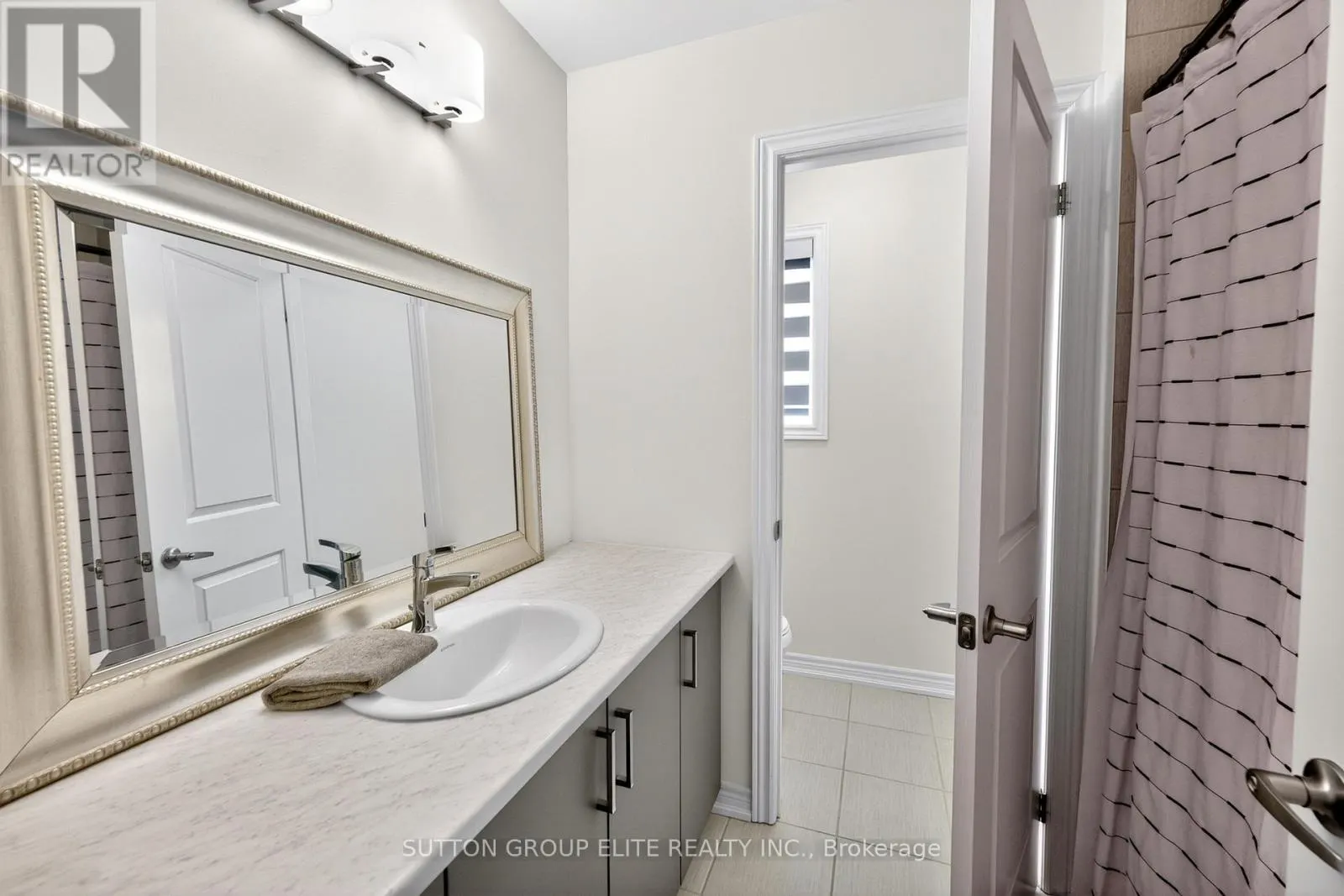 95 ELLIOT AVENUE W