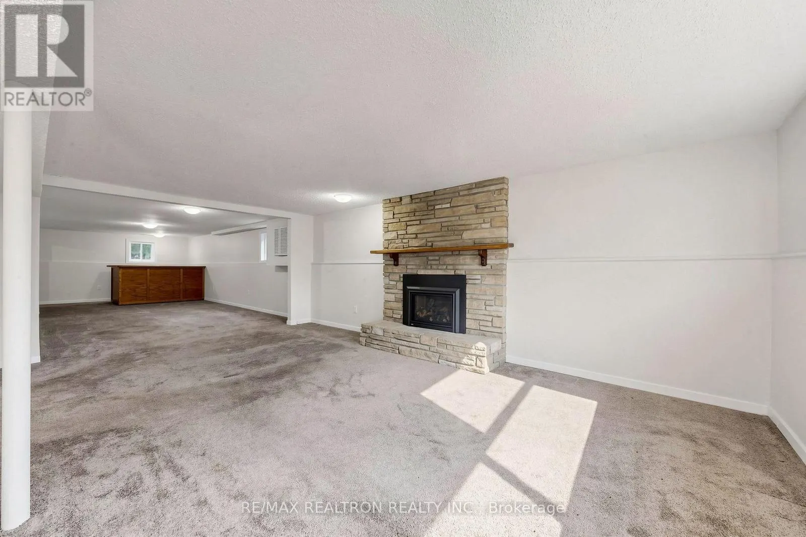 938 WHITEFIELD DRIVE