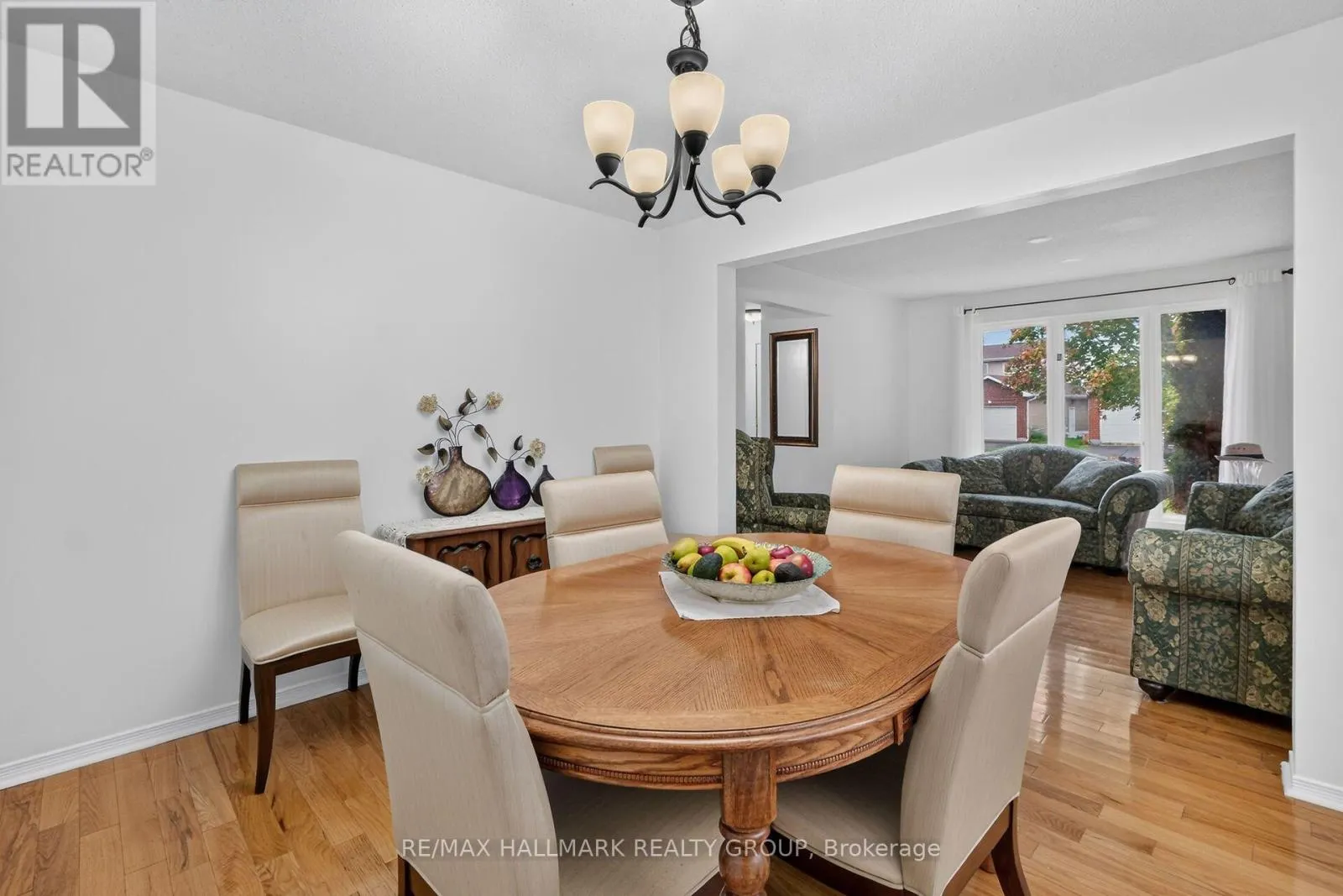 502 ROUGEMOUNT CRESCENT