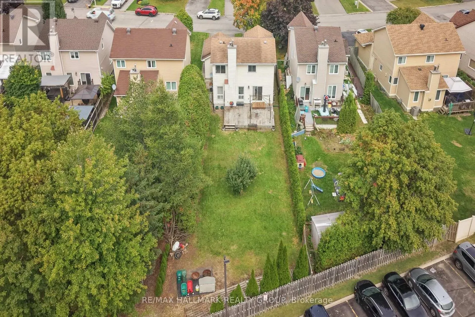502 ROUGEMOUNT CRESCENT