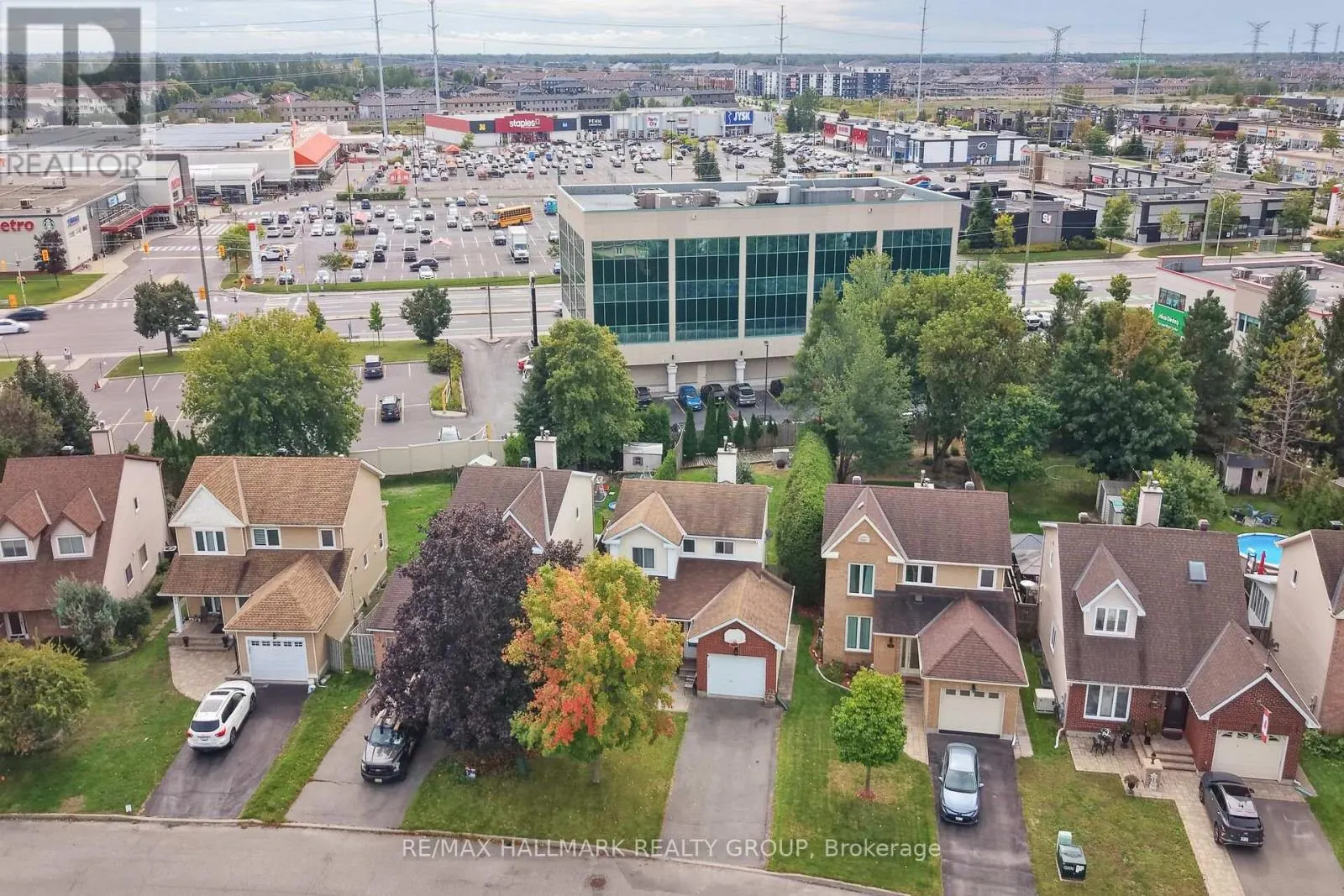 502 ROUGEMOUNT CRESCENT