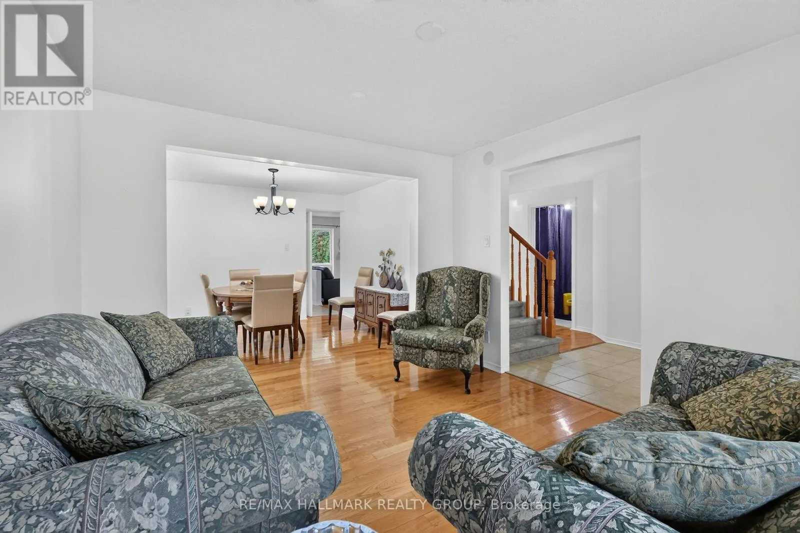 502 ROUGEMOUNT CRESCENT