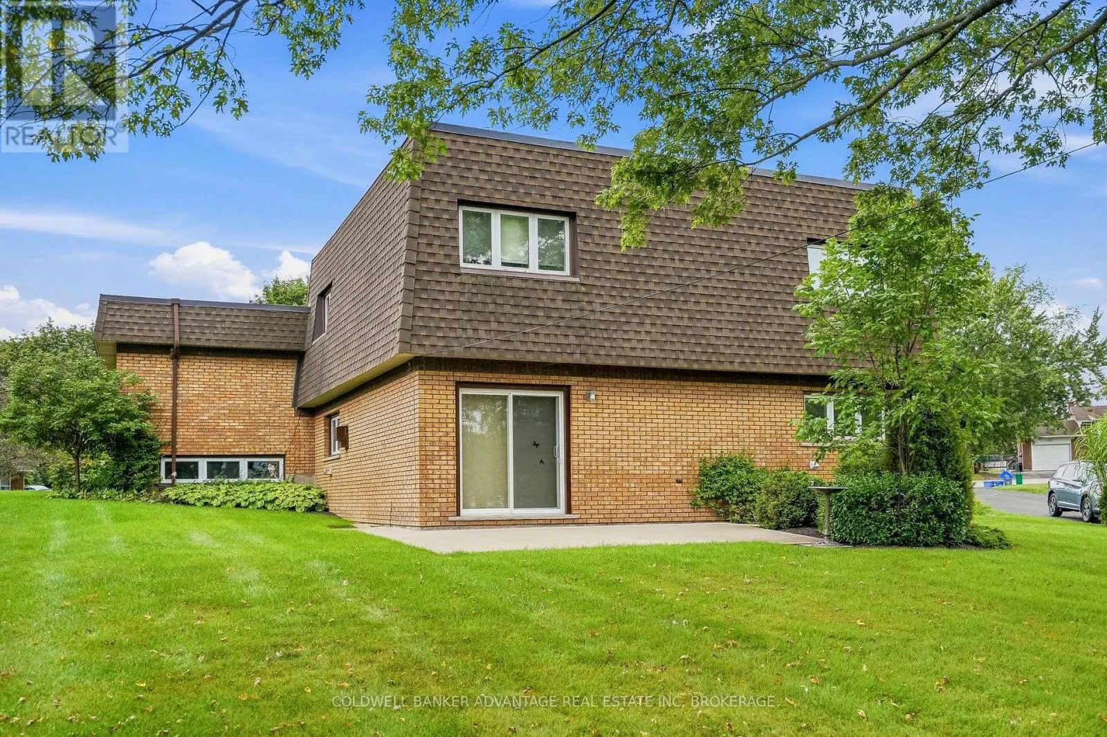 21 THORNCREST ROAD
