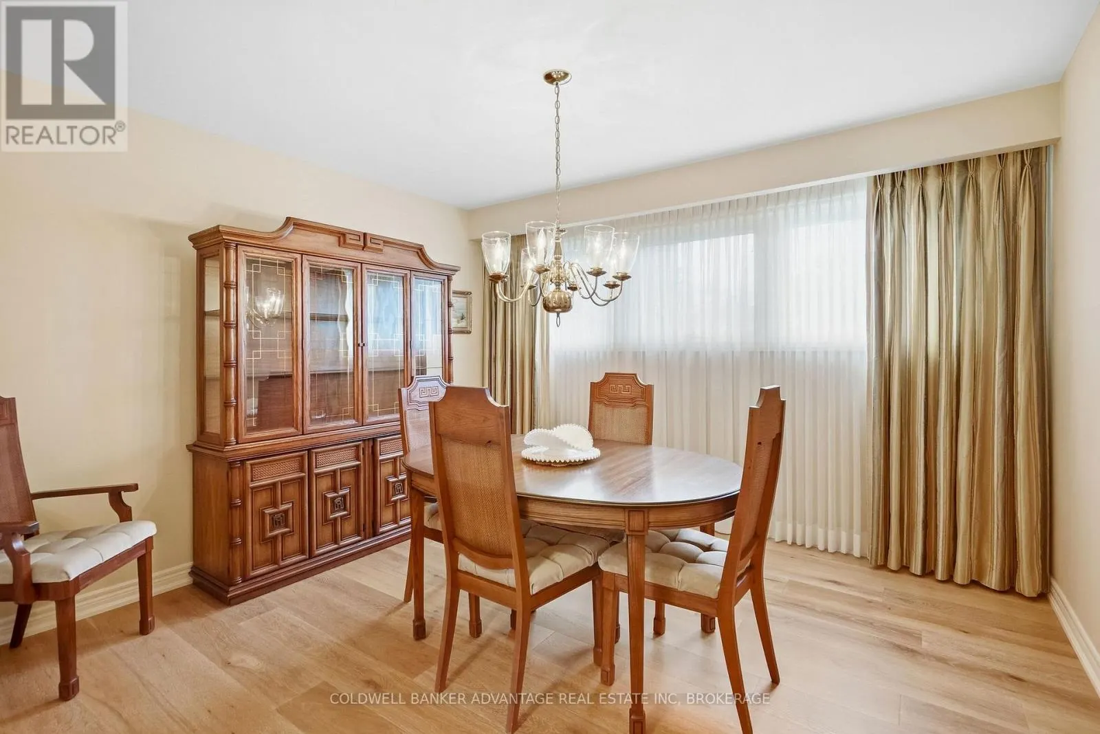 21 THORNCREST ROAD