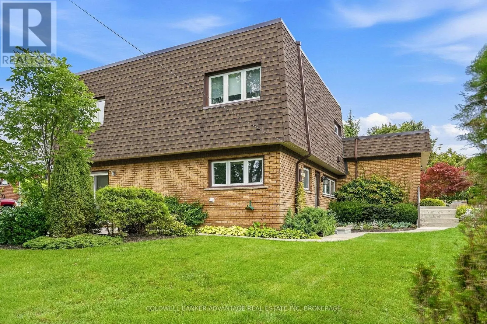 21 THORNCREST ROAD