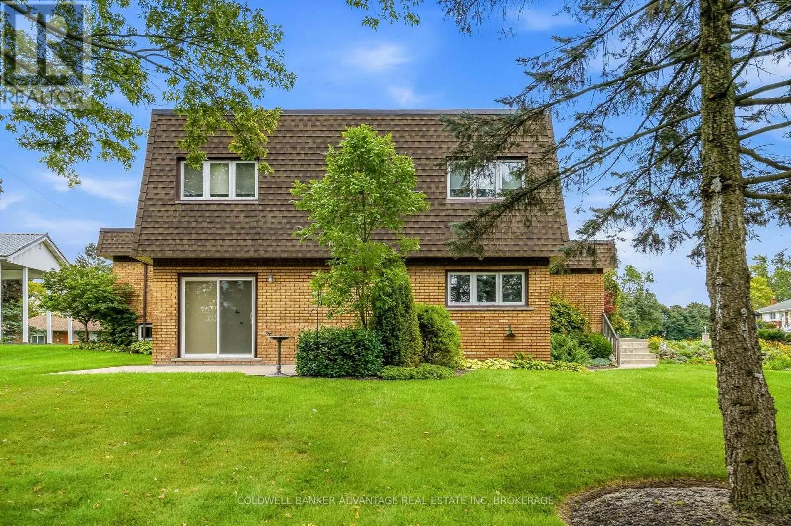 21 THORNCREST ROAD