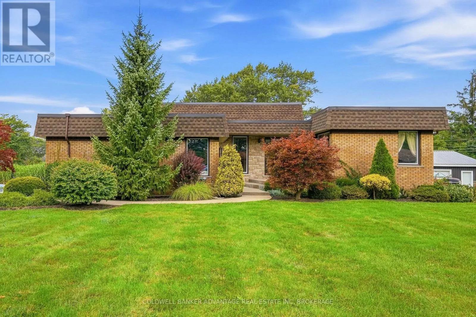 21 THORNCREST ROAD