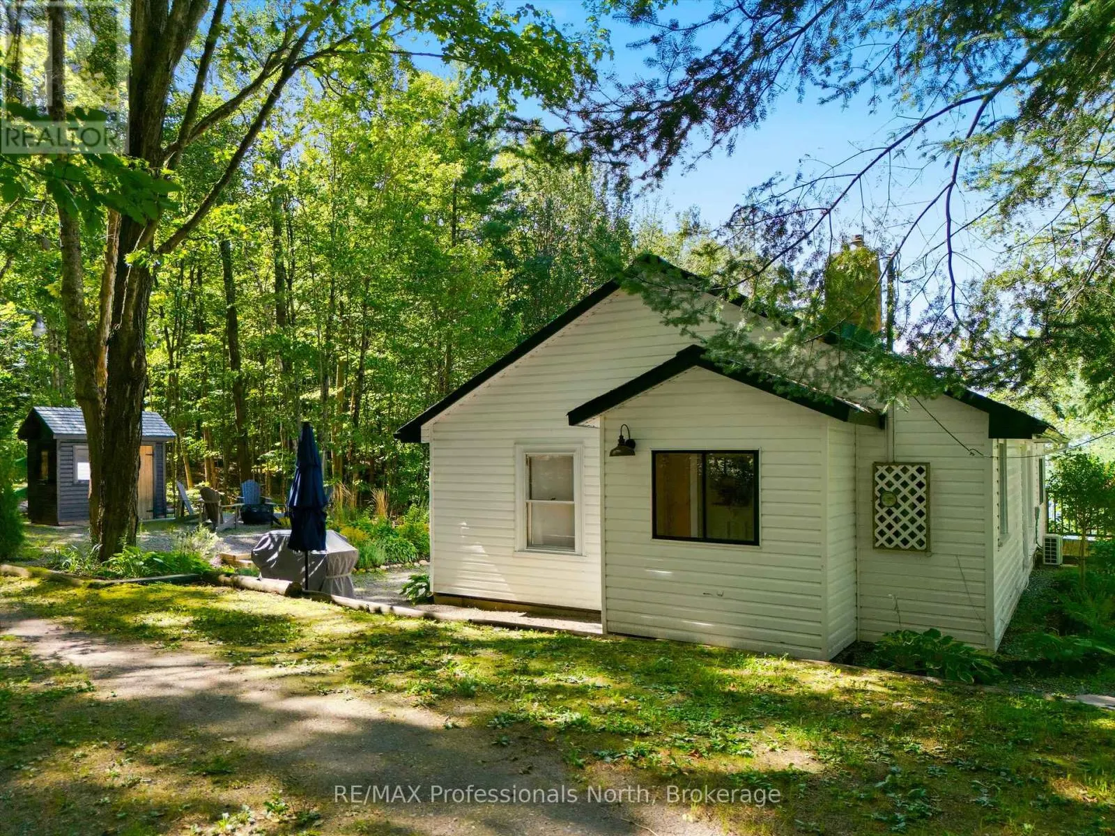 1037 STRAWBERRY BAY ROAD