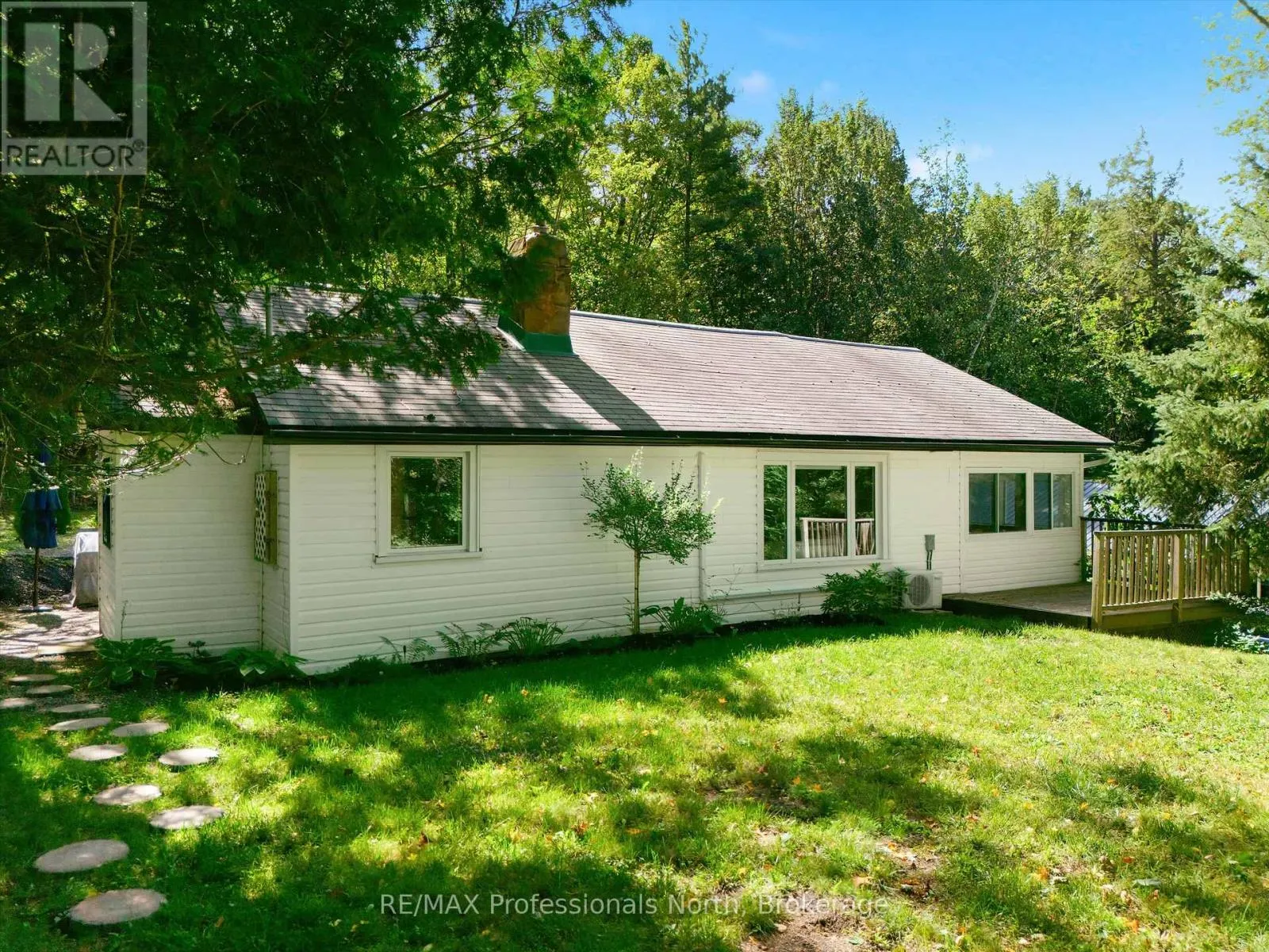 1037 STRAWBERRY BAY ROAD