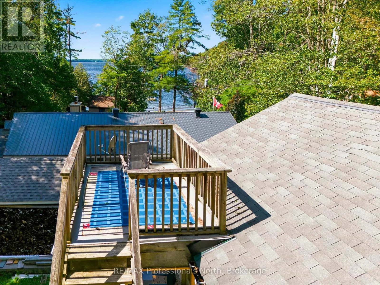 1037 STRAWBERRY BAY ROAD