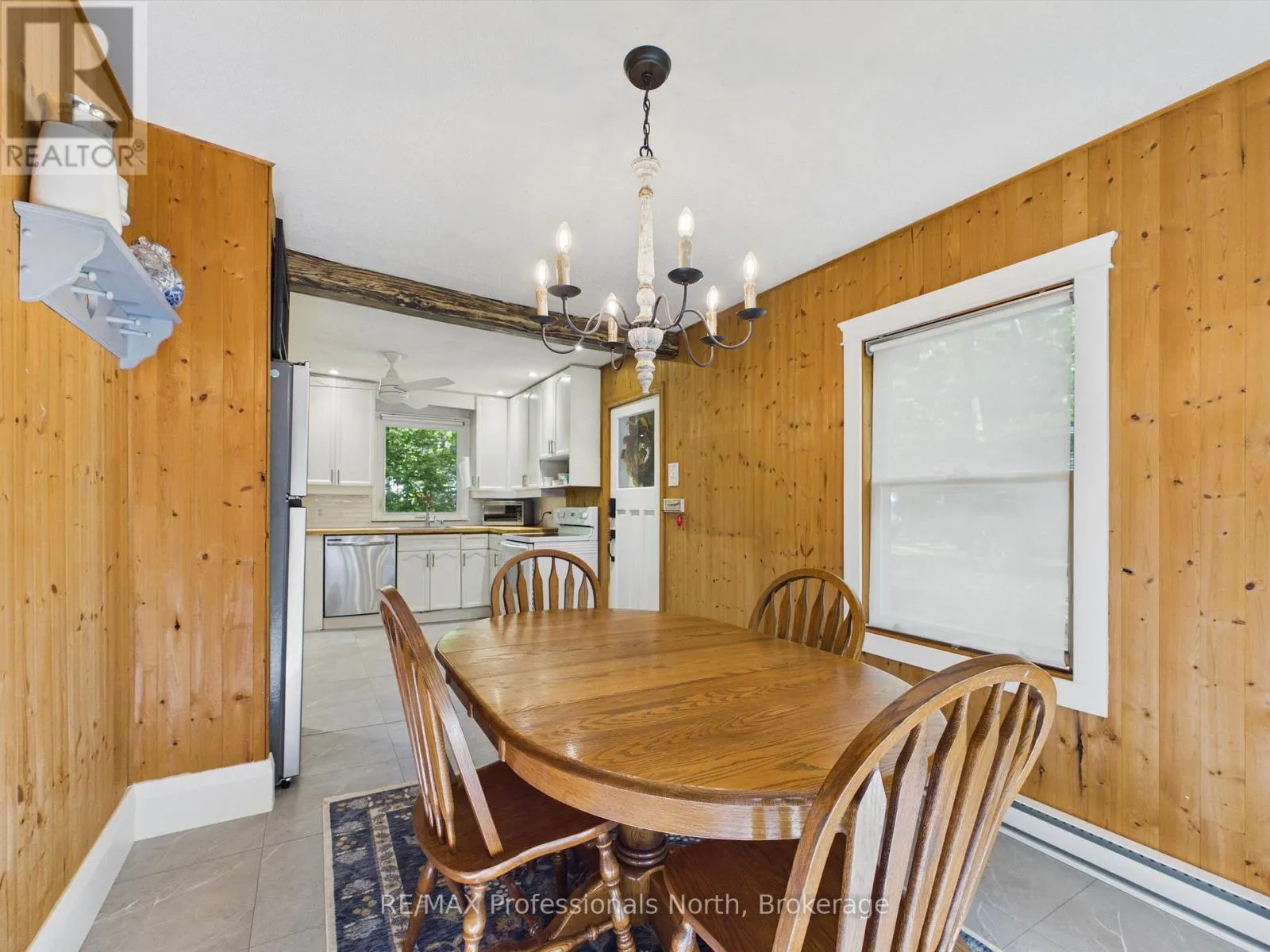 1037 STRAWBERRY BAY ROAD