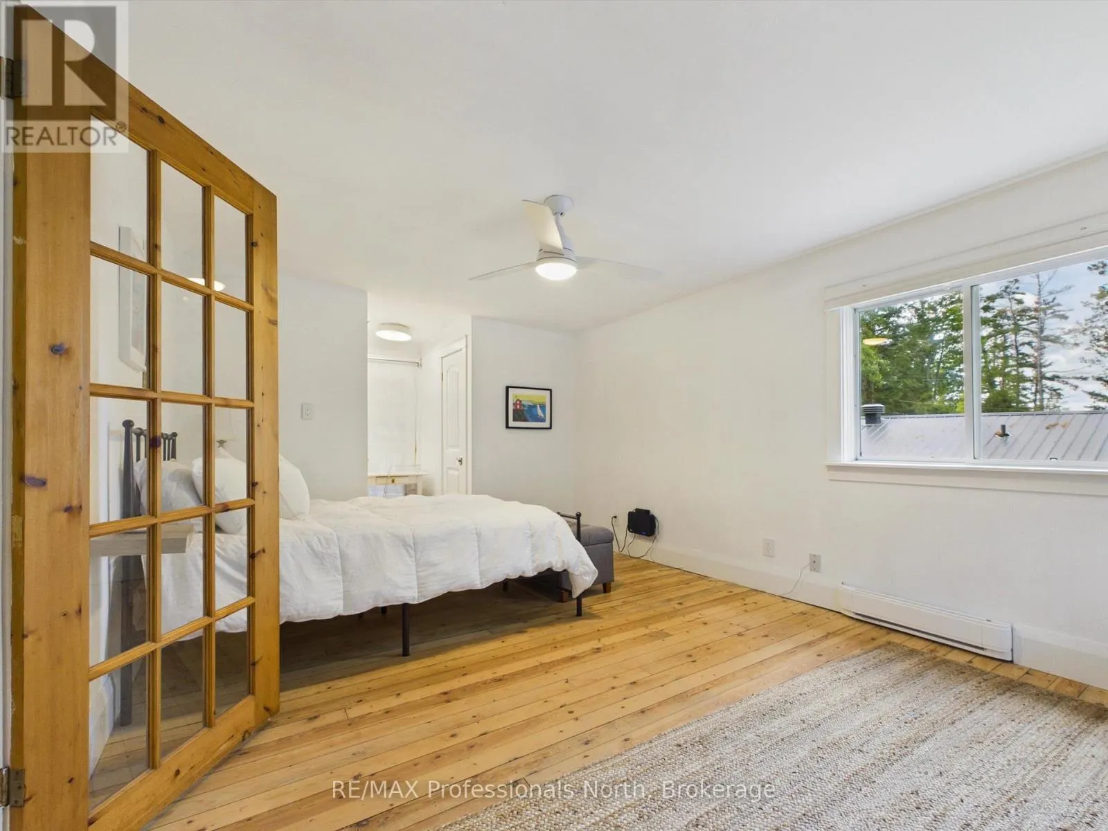 1037 STRAWBERRY BAY ROAD