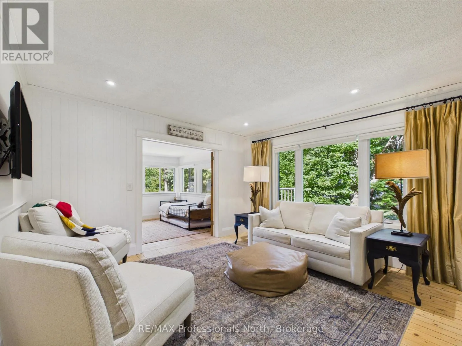1037 STRAWBERRY BAY ROAD
