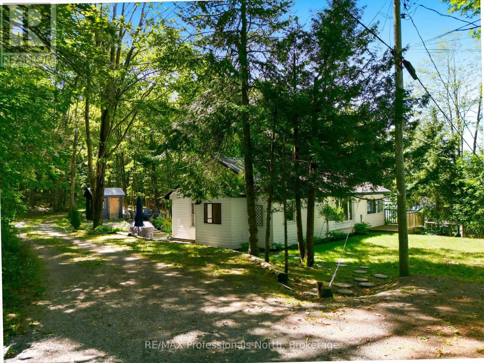 1037 STRAWBERRY BAY ROAD
