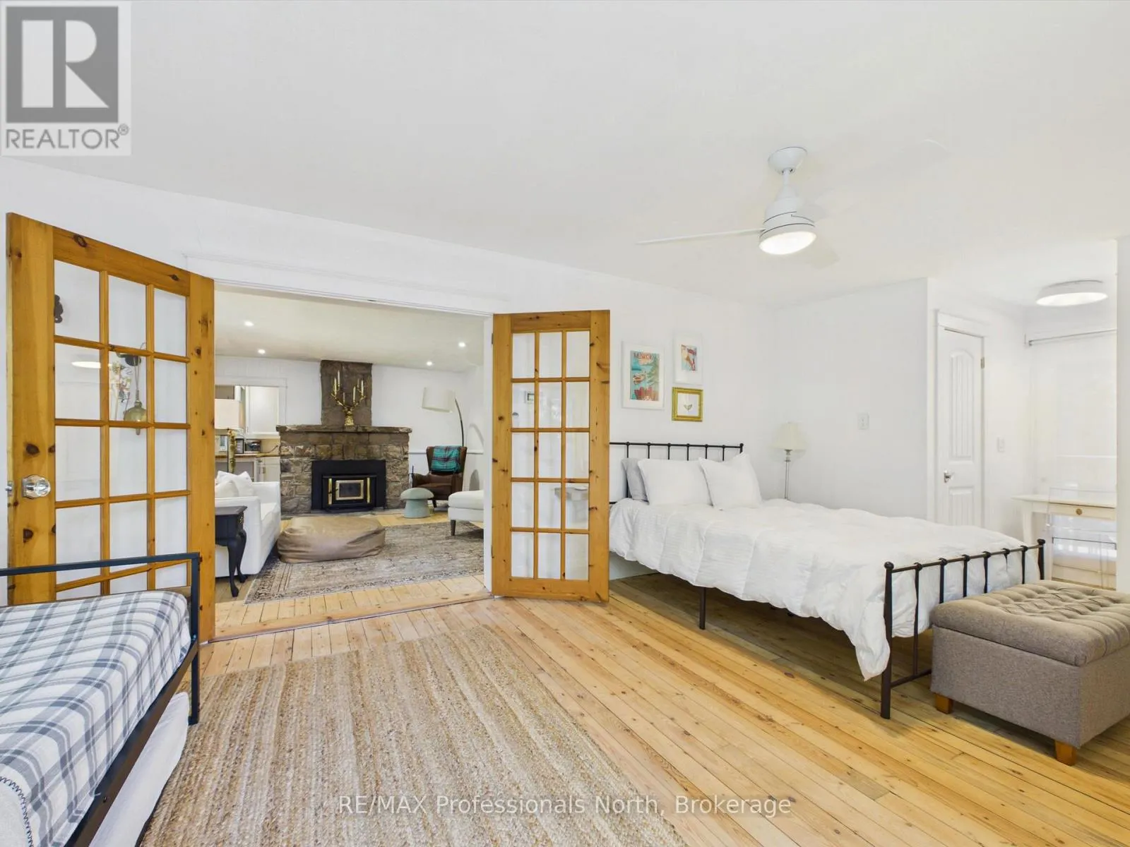 1037 STRAWBERRY BAY ROAD