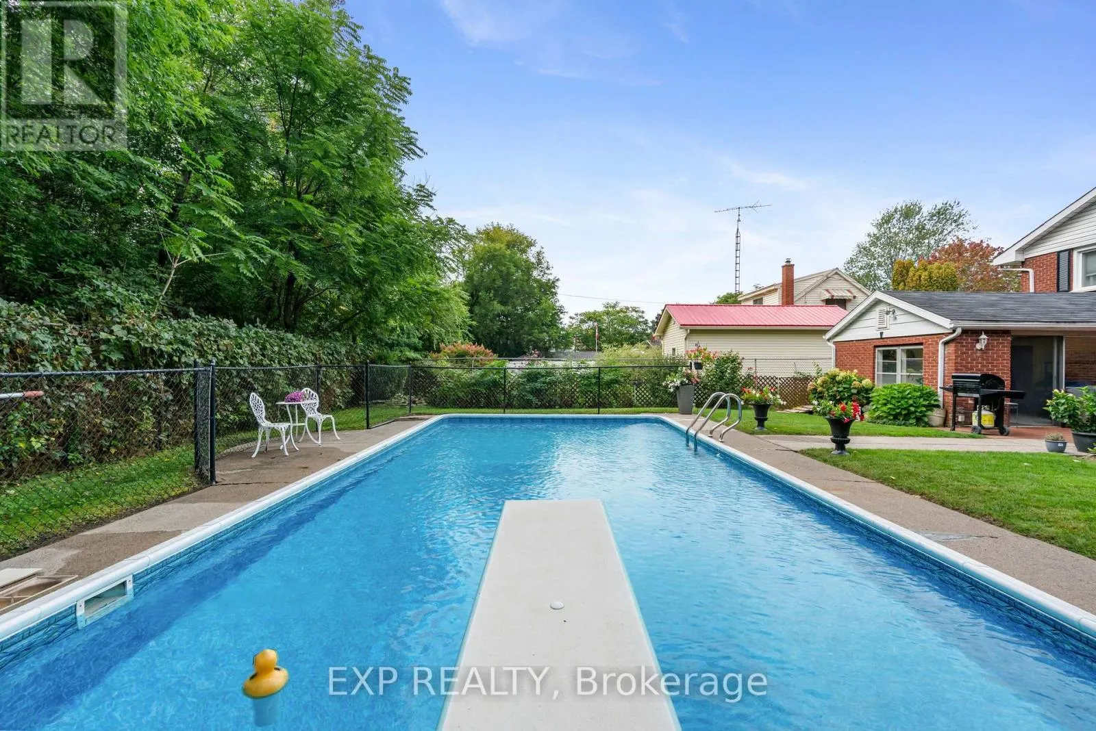 361 CHURCHILL ROAD E