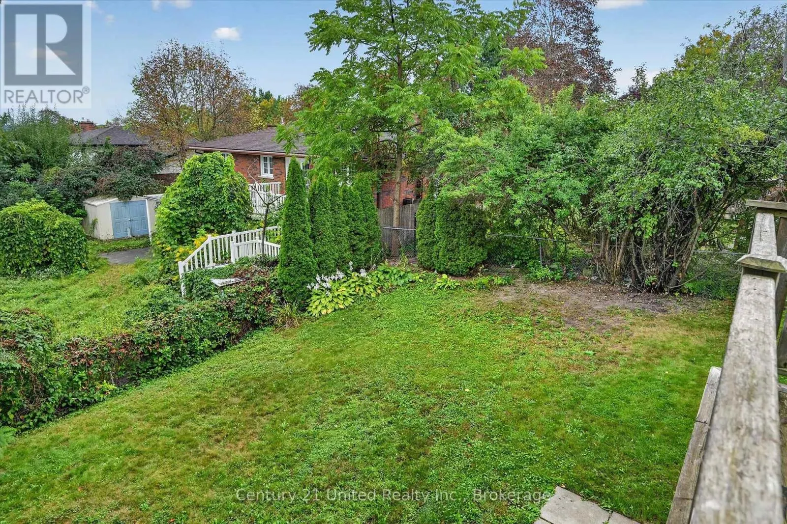 537 MONTCALM DRIVE