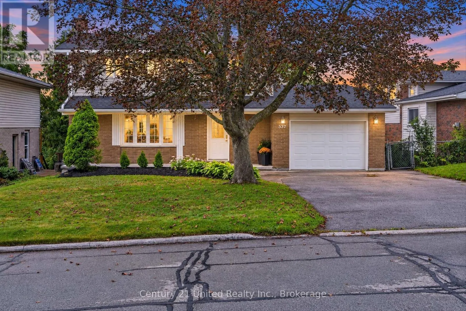 537 MONTCALM DRIVE