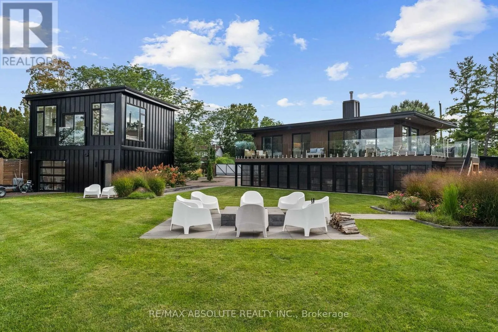 227 GRANDVIEW ROAD