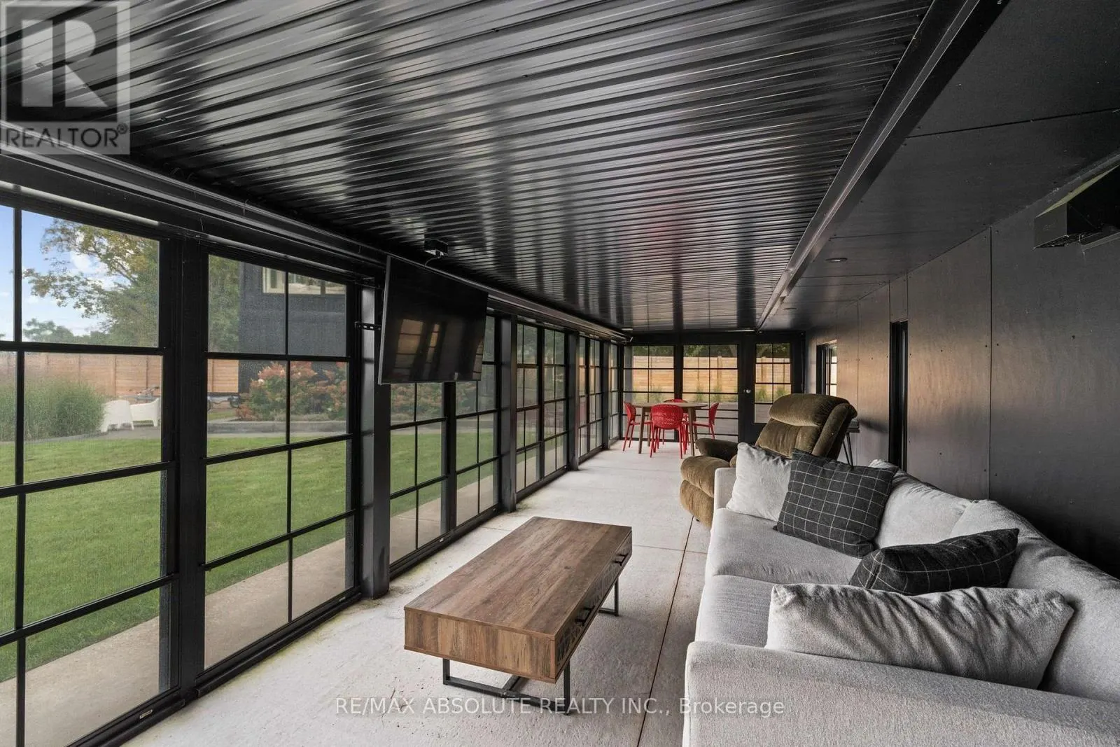 227 GRANDVIEW ROAD