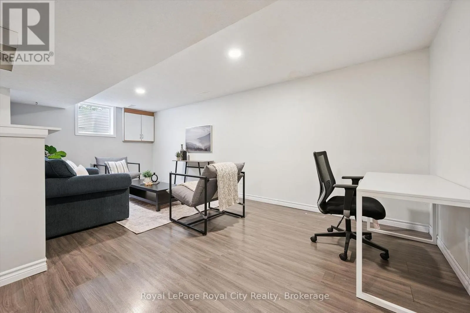 29 MCILWRAITH CRESCENT