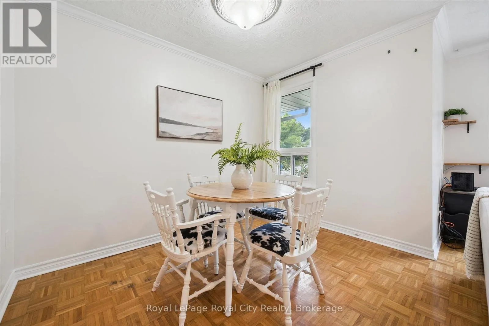 29 MCILWRAITH CRESCENT