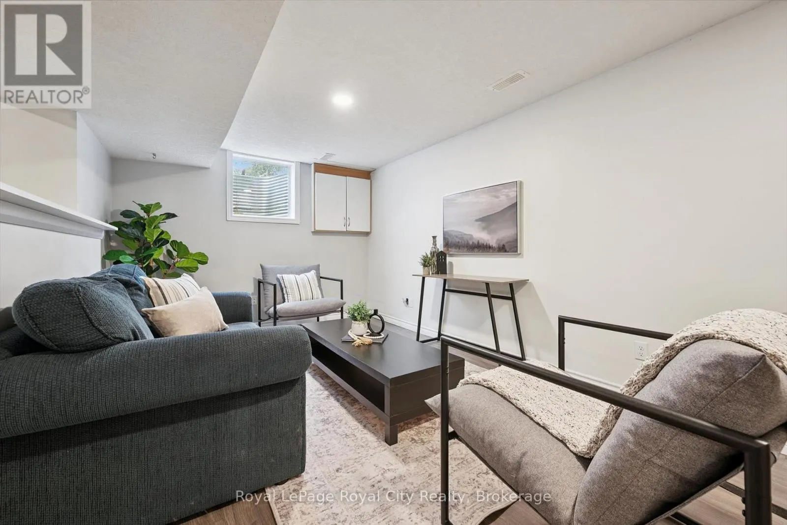 29 MCILWRAITH CRESCENT