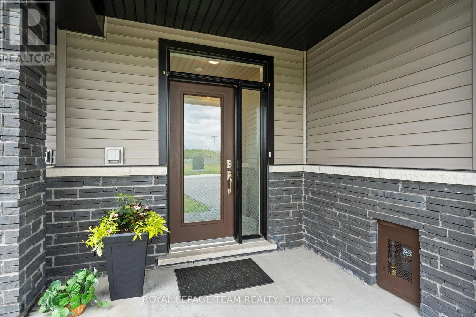 45 FINGLAS COURT
