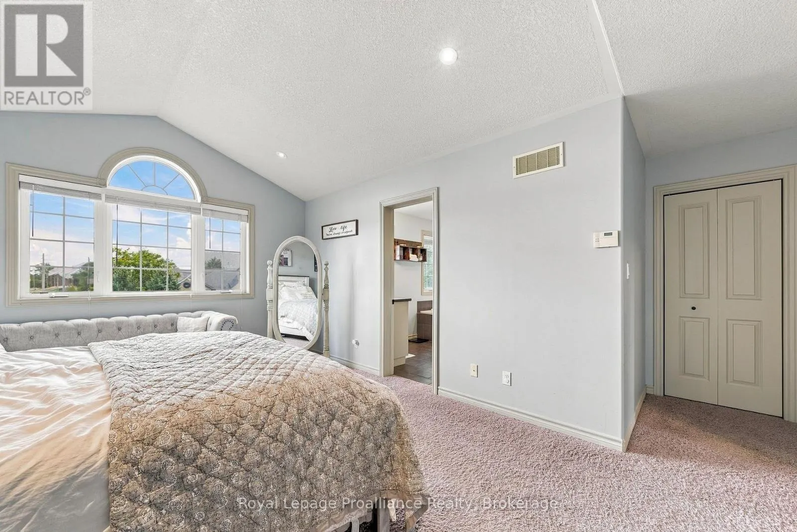 273 AVONDALE ROAD