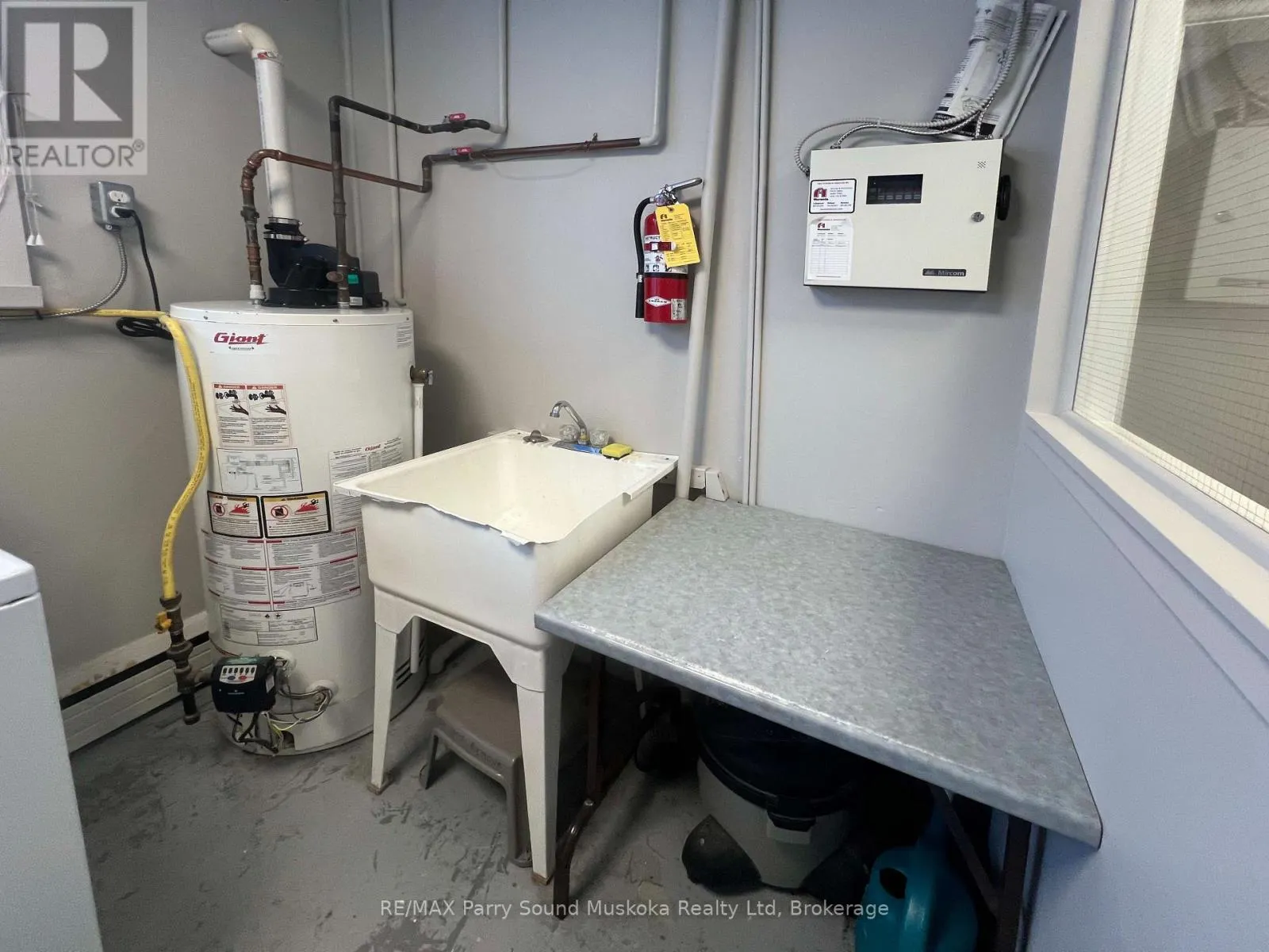 16 - 118 ISABELLA STREET #16