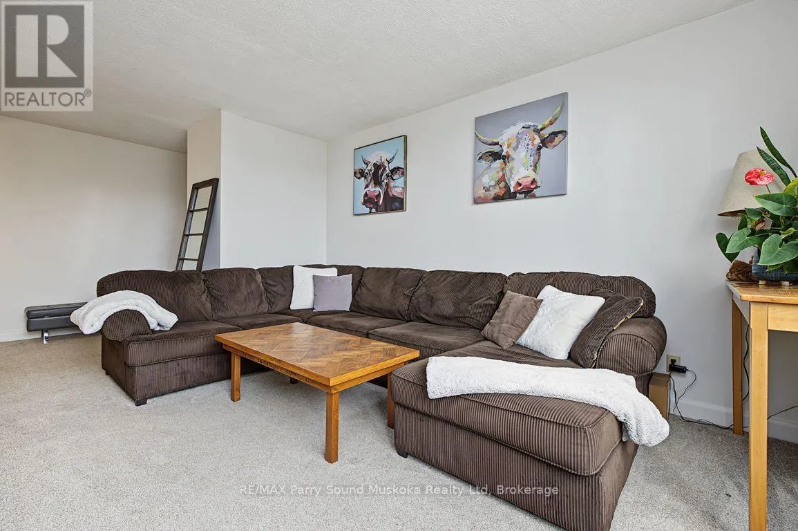 16 - 118 ISABELLA STREET #16